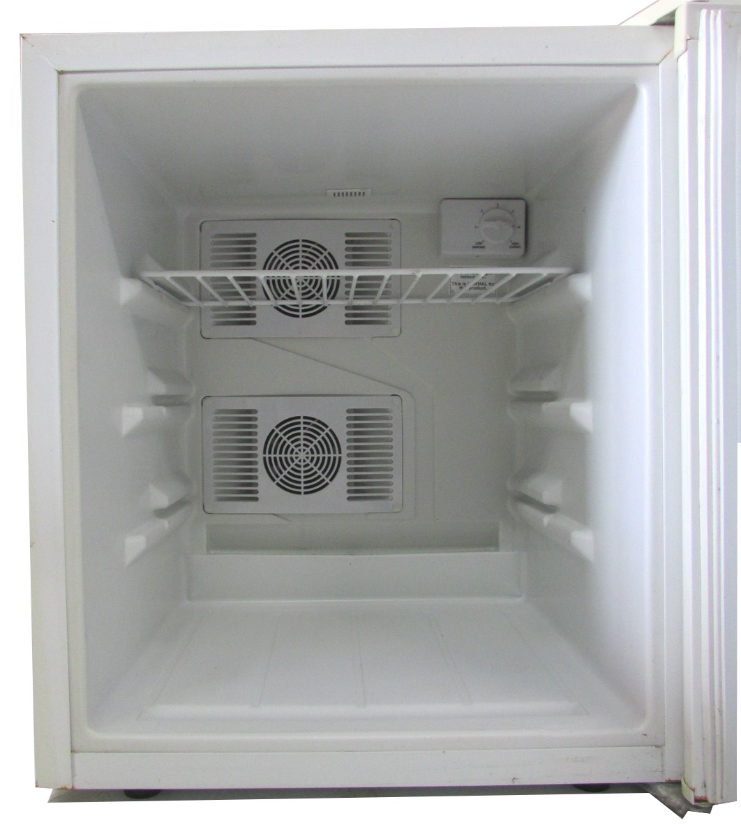 Black & Decker Mini Refrigerator BNA17