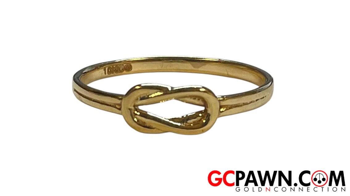 View product details for Unisex Fashion Ring 10kt Yellow Gold 