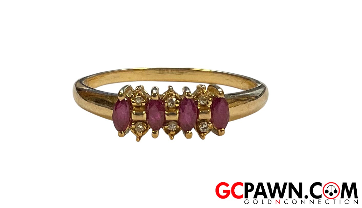 View product details for Women's Cluster ring 14kt Yellow Gold 