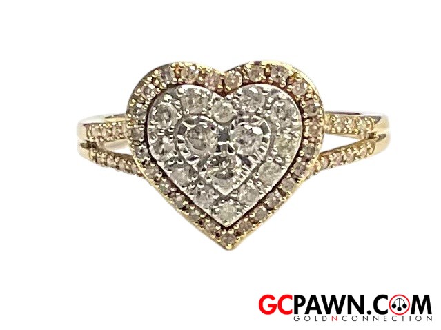 Women's Solitaire ring 10kt Yellow Gold 