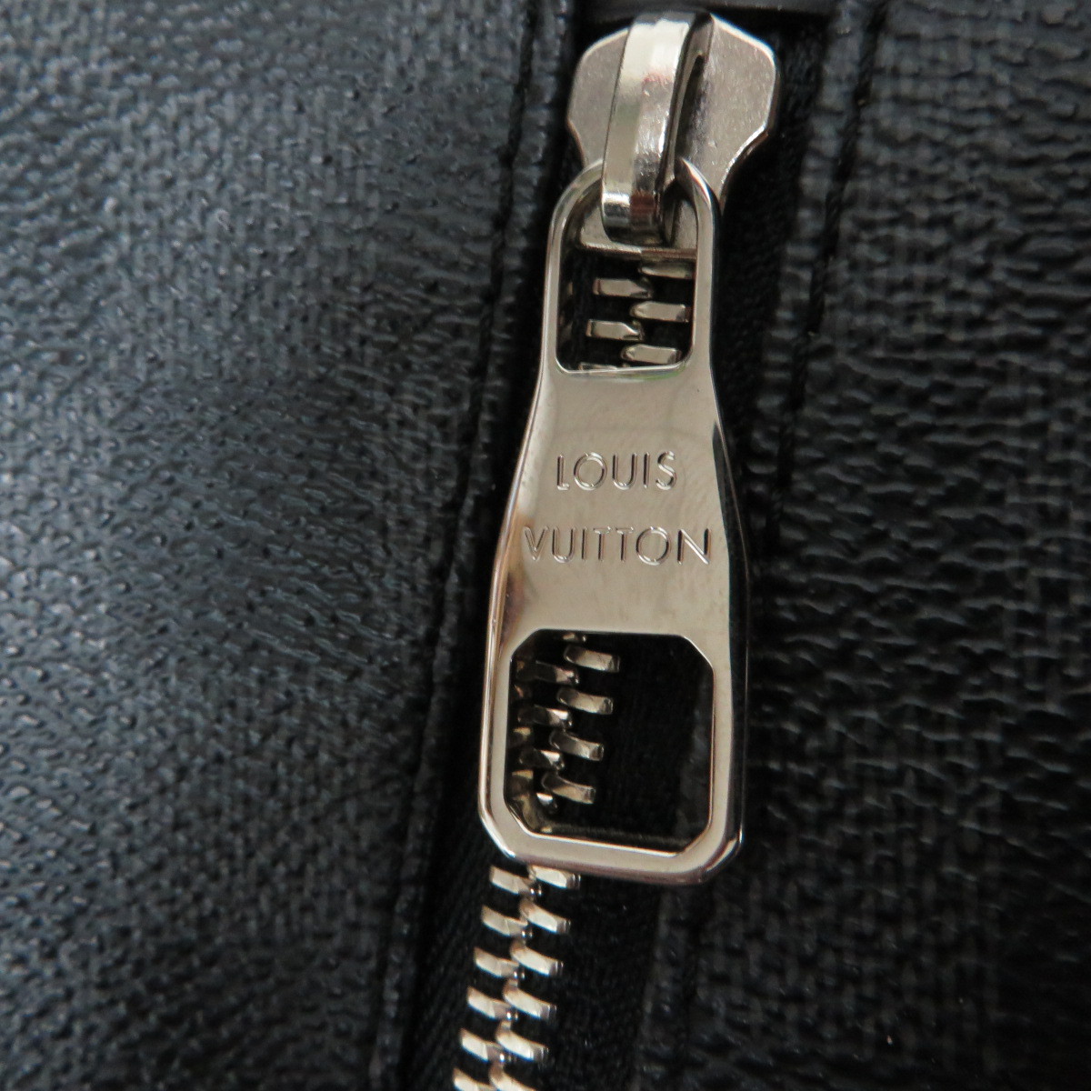 Louis Vuitton Purse Should bag/ Messenger bag