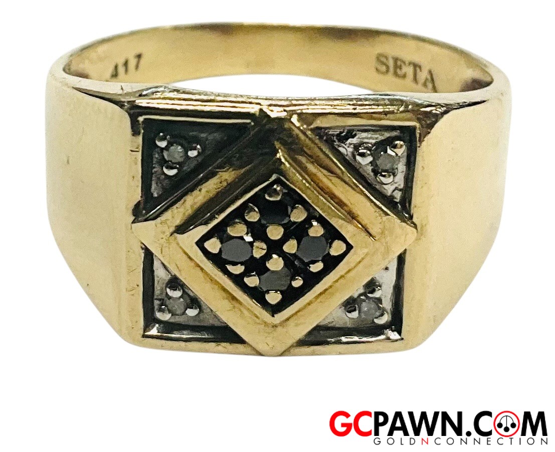 View product details for Men's Cluster ring 10kt Yellow Gold 