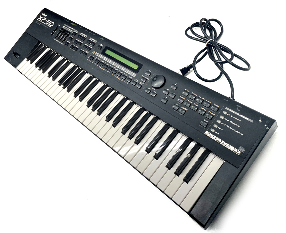 Roland Electric keyboard XP 30