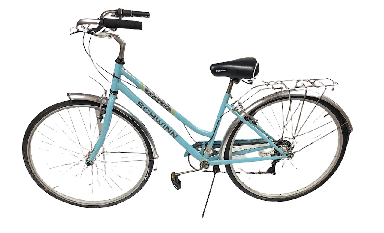 schwinn admiral 700cc women's bike