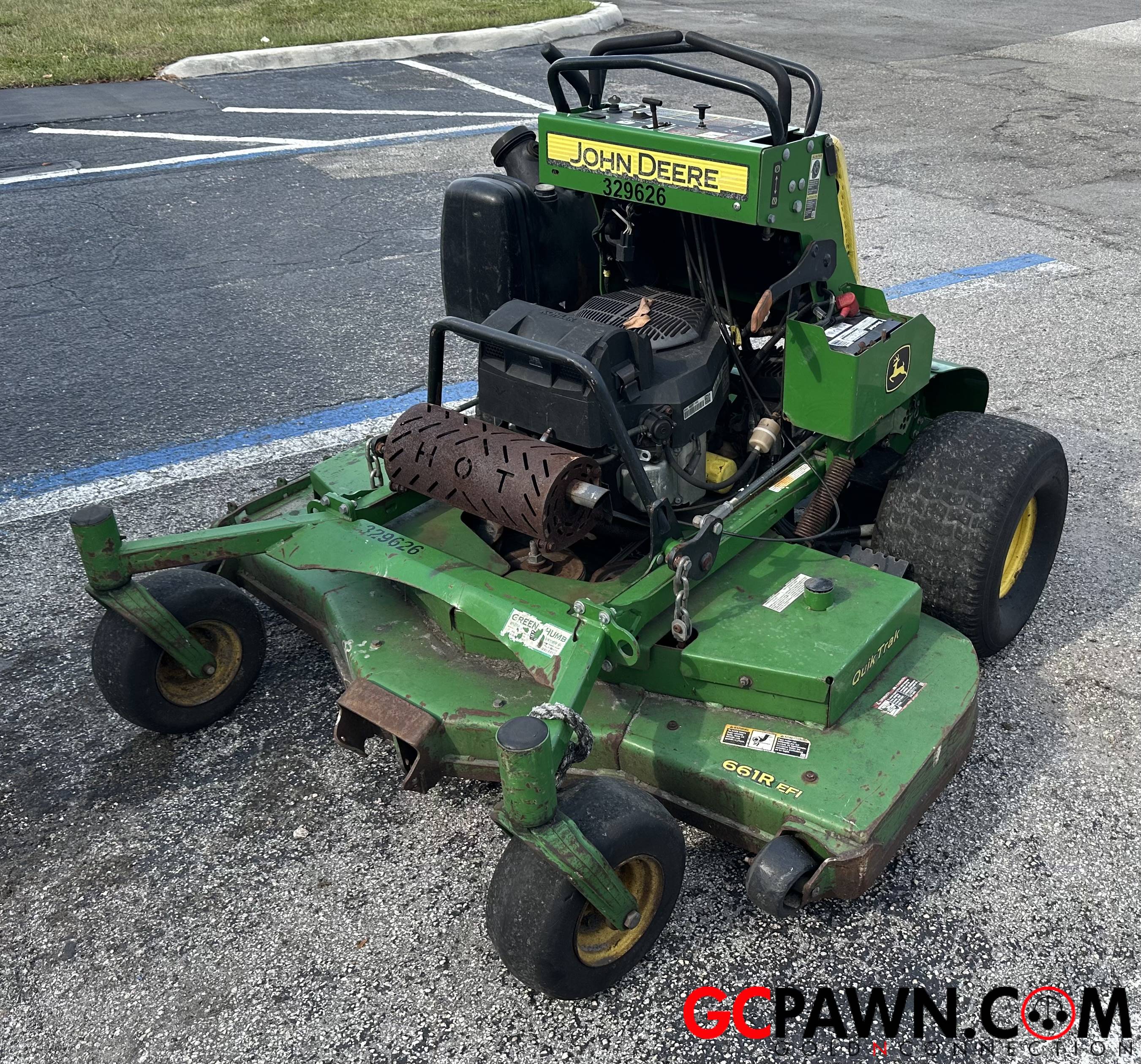 View product details for John Deere - Riding lawnmower - 661R EFI QT