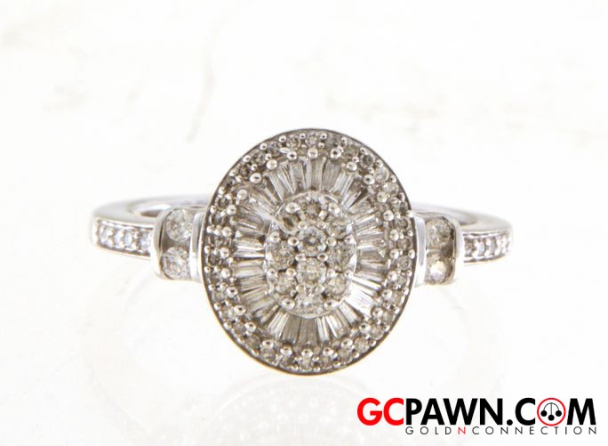 View product details for Women's Cluster ring 14kt White Gold 