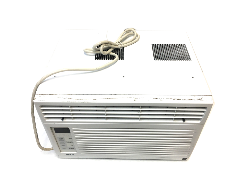 LG Air conditioner window unit LW6014ERY4