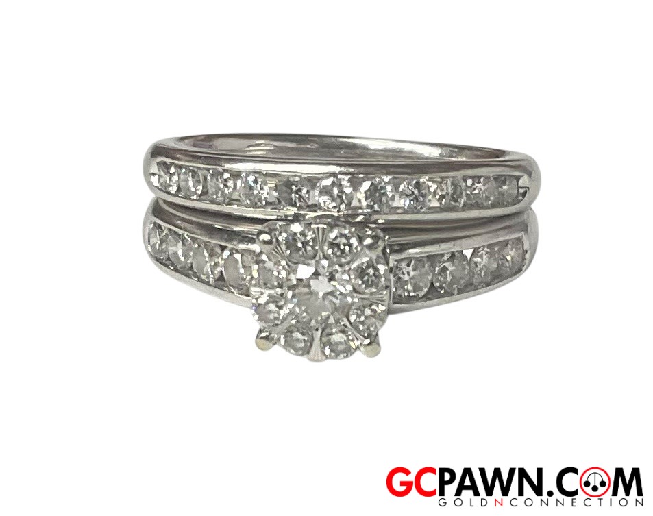 View product details for Unisex Wedding set 10kt White Gold 