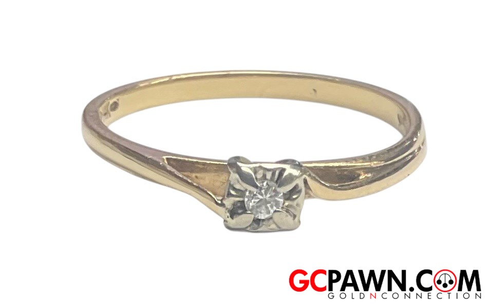 View product details for Unisex Solitaire ring 14kt Yellow Gold 
