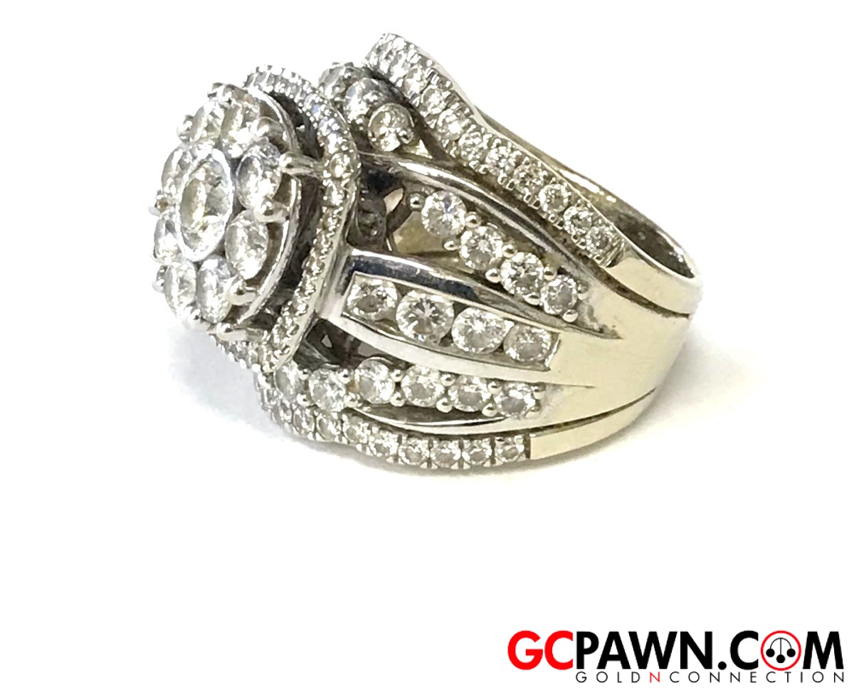 Rosy Blue Jewelry Women's Cluster ring