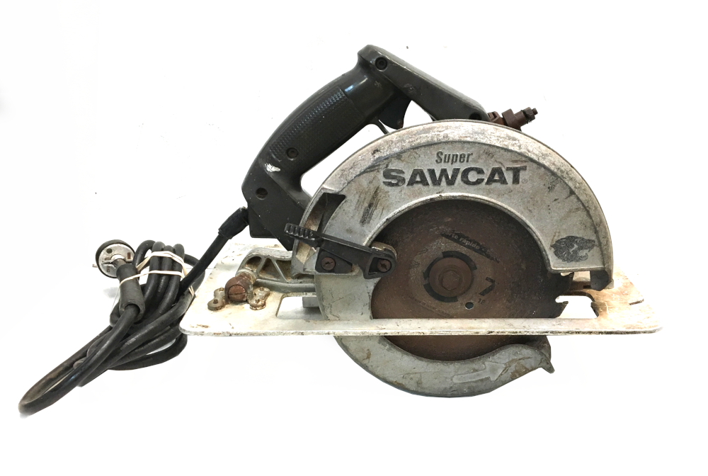 Black Decker 2694 Super SawCat 7 1/4Circular Saw Industrial, No Cord  Damage Too