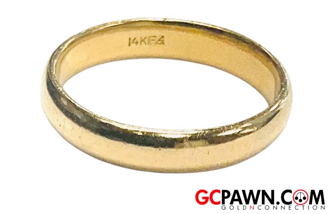 View product details for Men's Wedding band 14kt Yellow Gold 