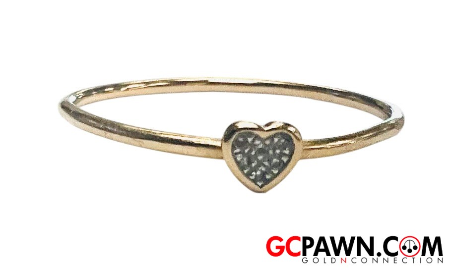 View product details for Women's Solitaire ring 14kt Yellow Gold 