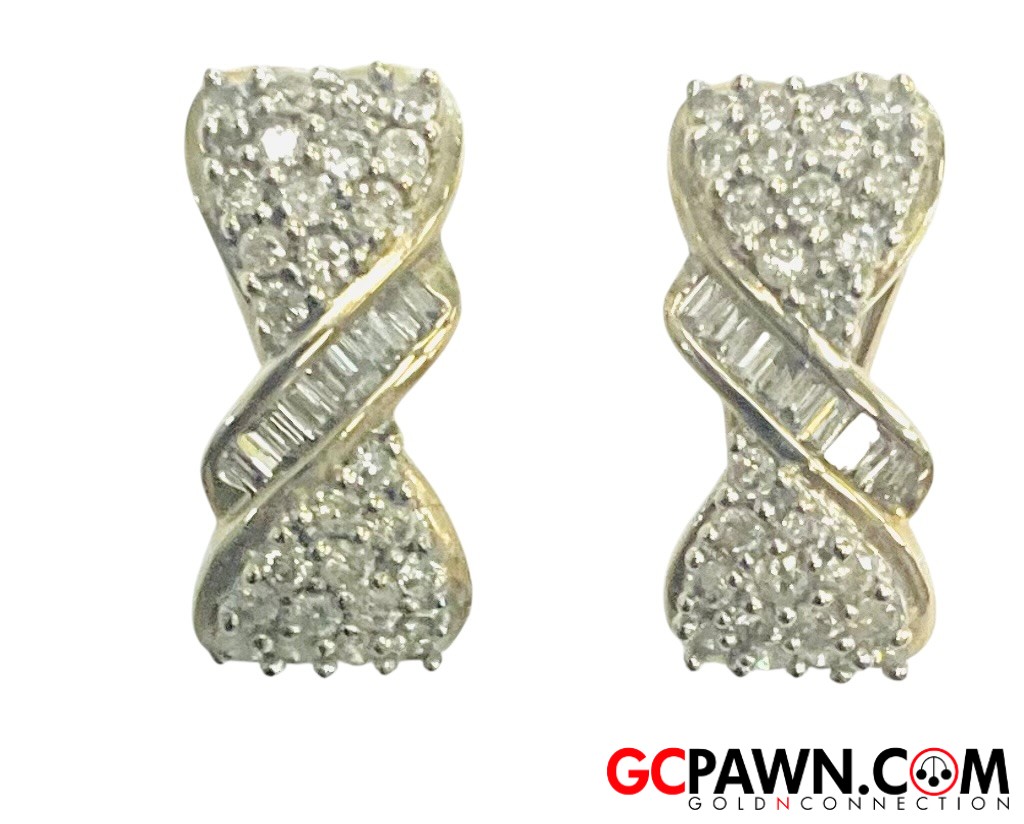 View product details for Women's Earrings 10kt Yellow Gold 