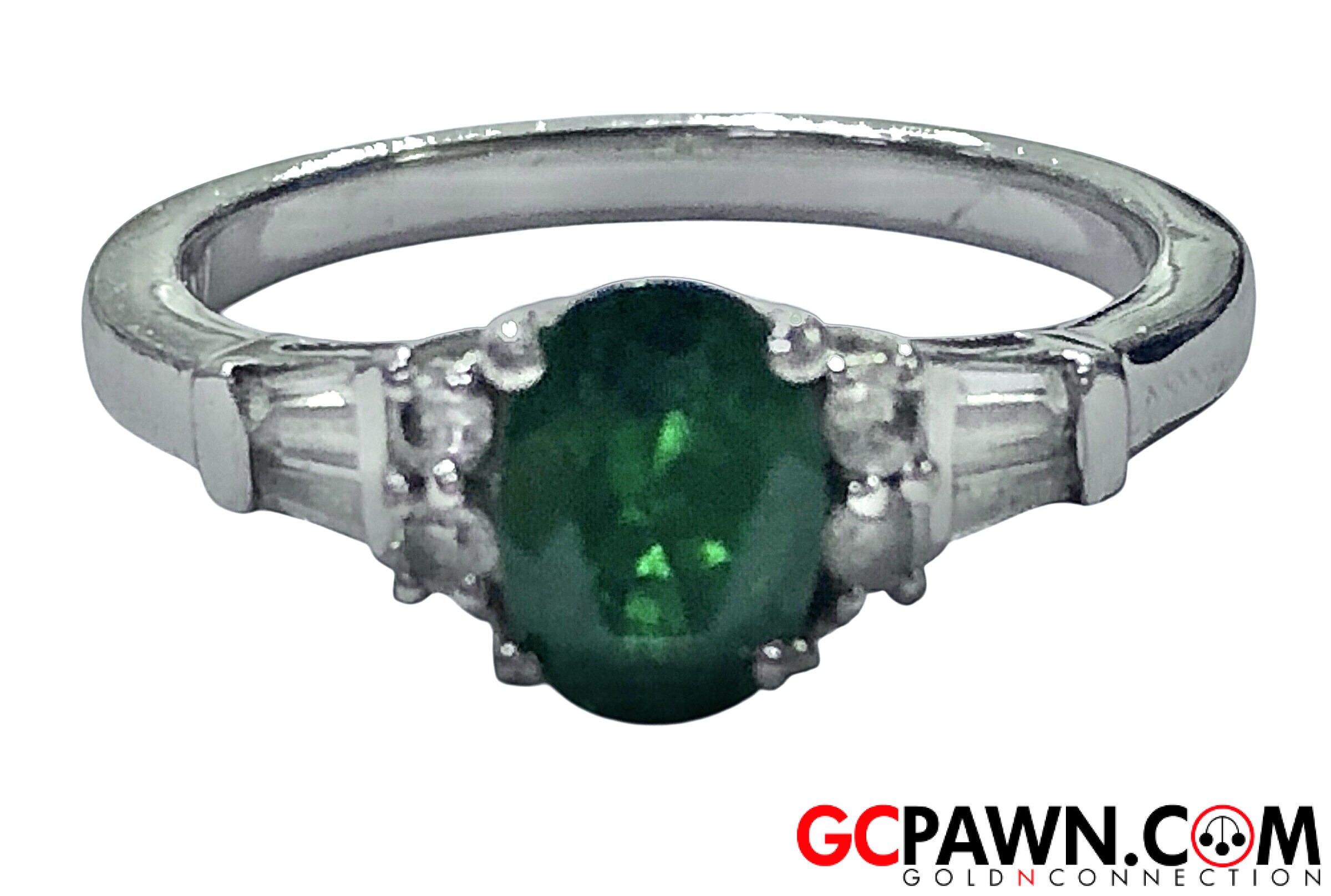 View product details for Women's Solitaire ring .925 Silver 