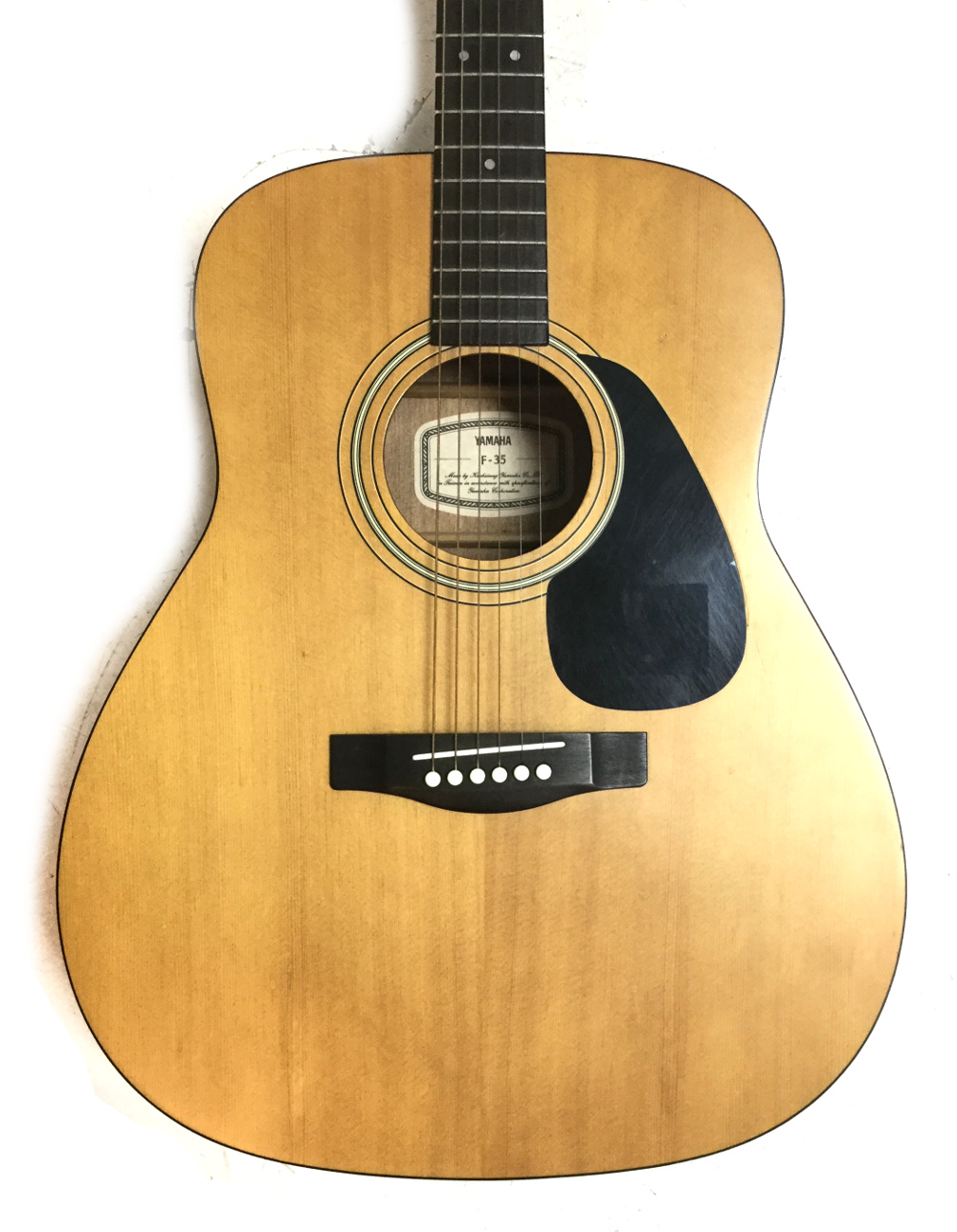 Yamaha Guitar - Acoustic F-35