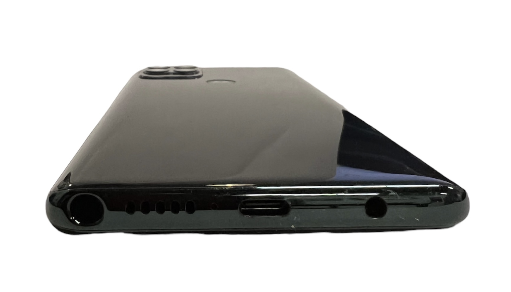 motorola-cell-phone-xt2131-1