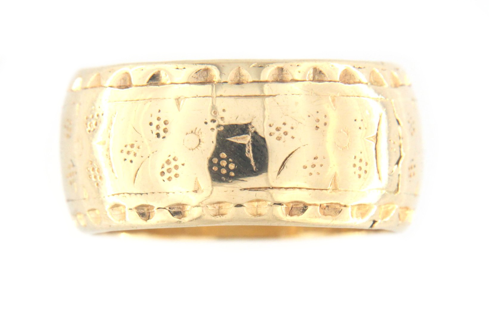 Women s wedding band