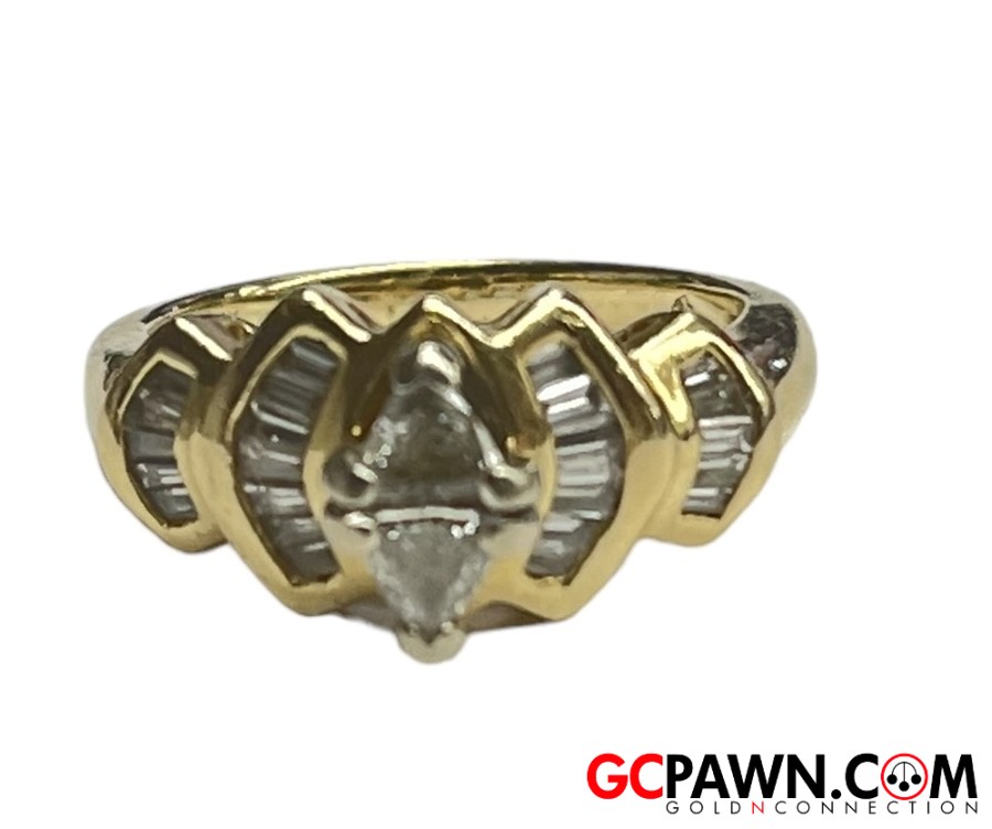 Diamond Women's Cluster ring 14kt Yellow Gold-img-0