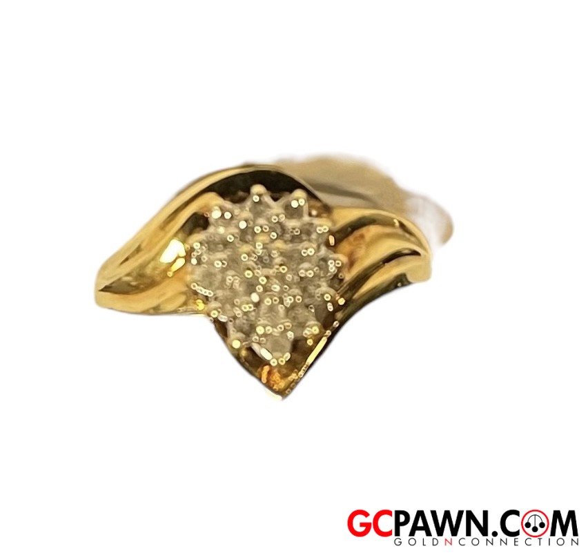 Diamond Women's Cluster ring 10kt Yellow Gold-img-0