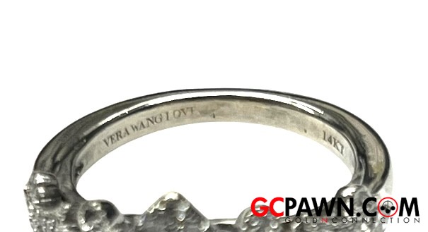 Vera Wang "Love Collection" Women's Solitaire ring 14kt White Gold-img-4