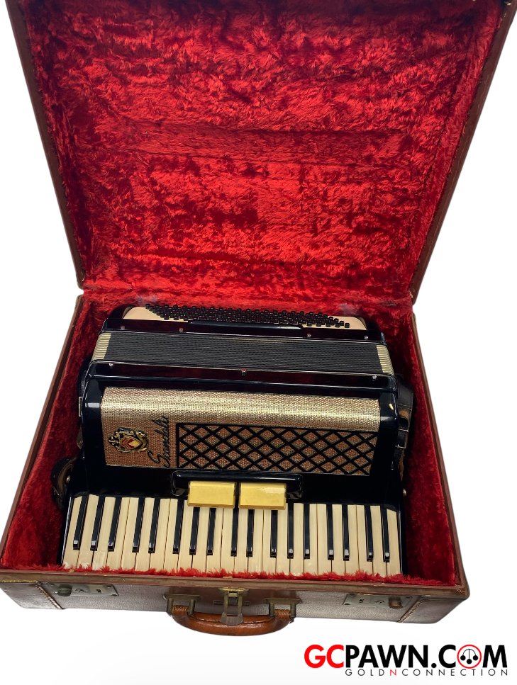 Scandalli 347/3 Accordion-img-0