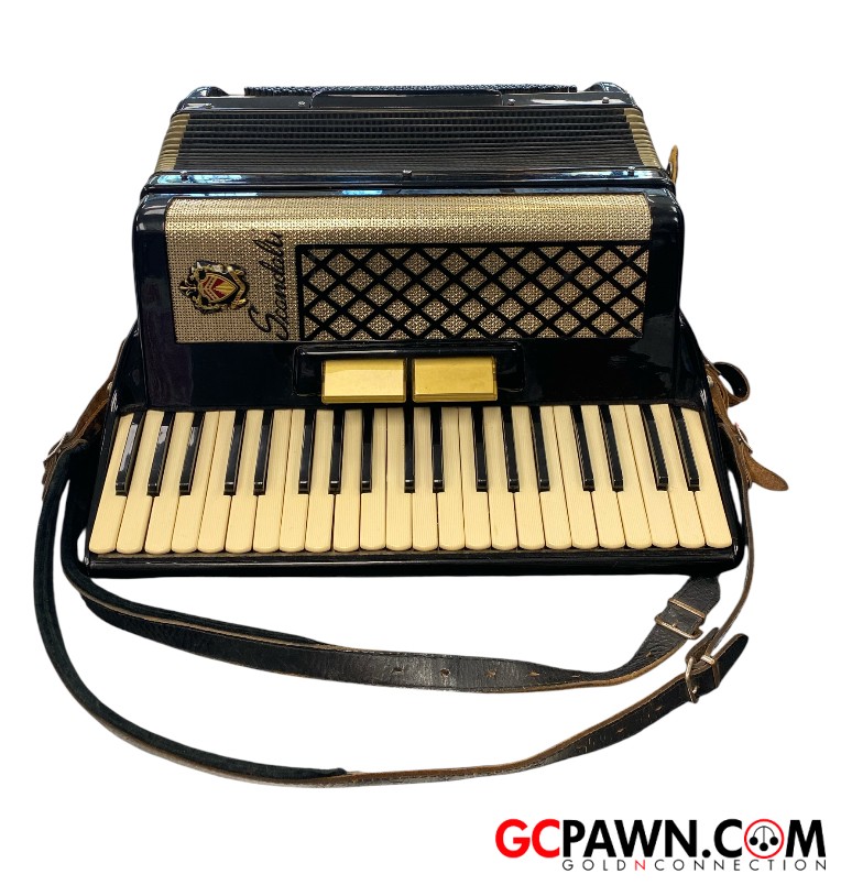 Scandalli 347/3 Accordion-img-1