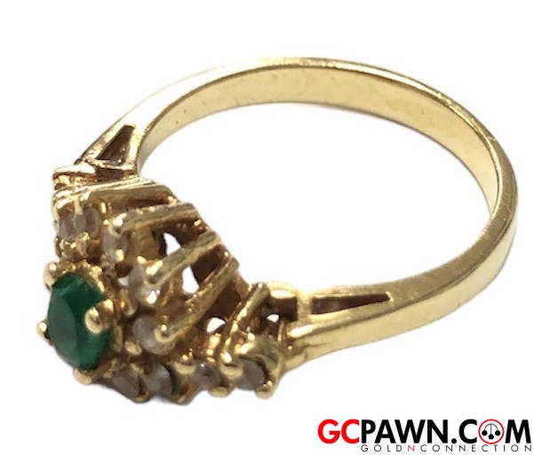 Emerald Women's Cluster ring 18kt Yellow Gold-img-1