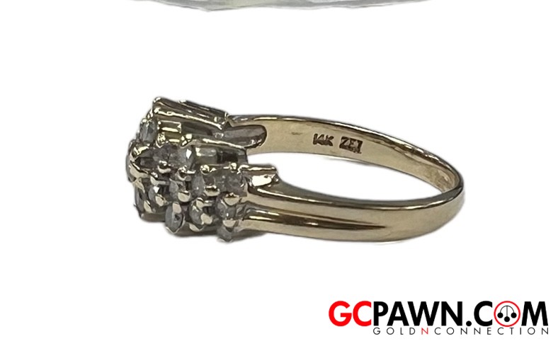 9 1/2" Women's Cluster ring 14kt Yellow and White Gold-img-1