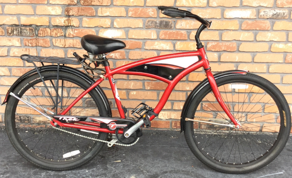 trek classic beach cruiser
