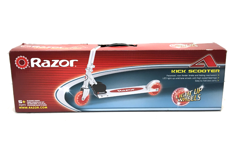 razor kick scooter light up wheels