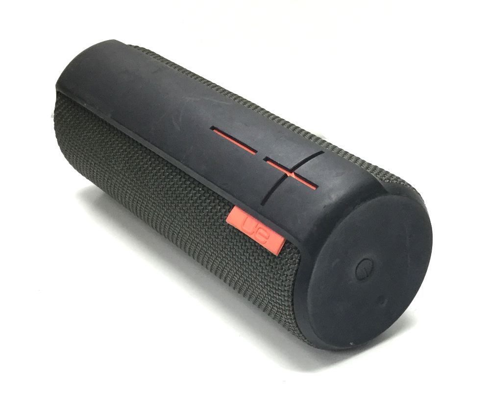 Ultimate Ears Bluetooth speaker S-00122