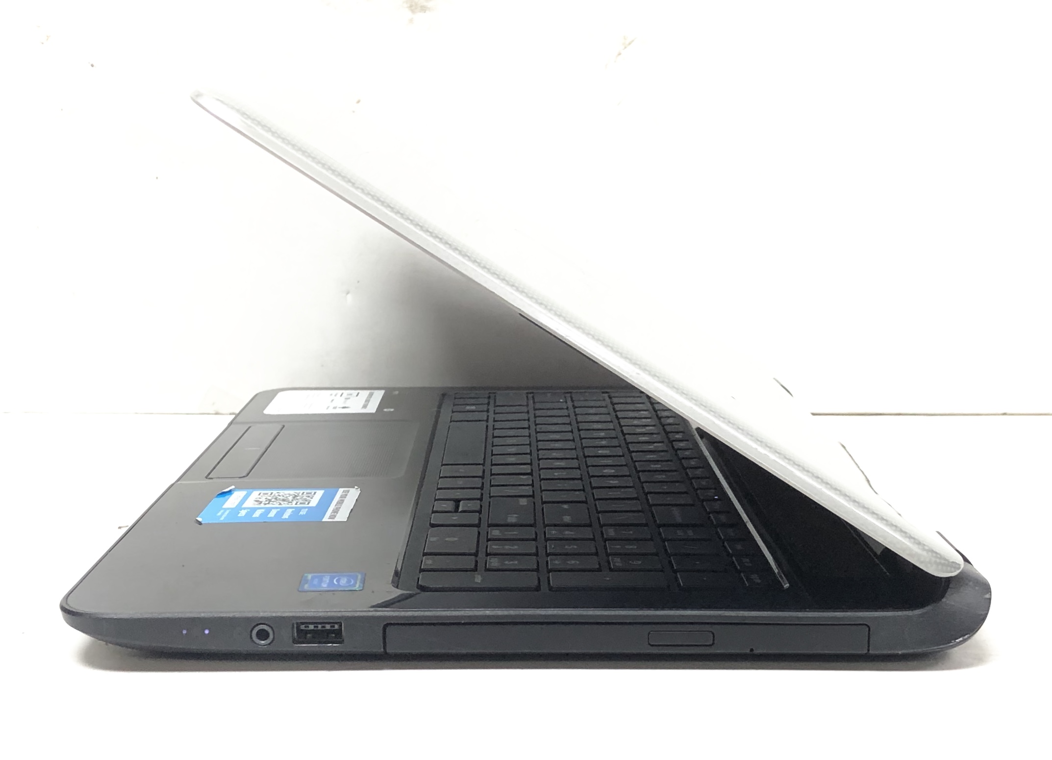 HP Laptop HP15f272wm